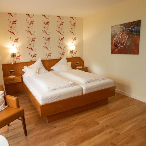 Hotel Zehnthof Ürzig エクステリア 写真