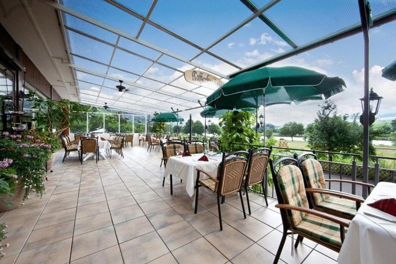 Hotel Zehnthof Ürzig エクステリア 写真