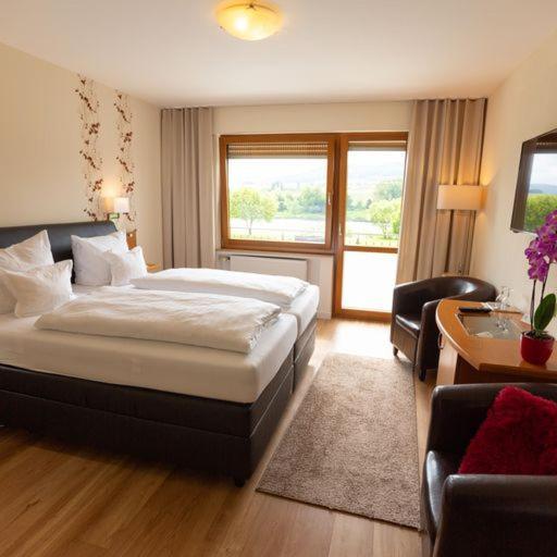 Hotel Zehnthof Ürzig エクステリア 写真