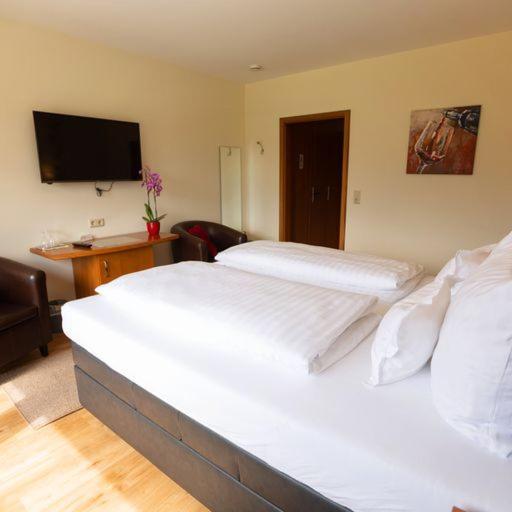 Hotel Zehnthof Ürzig エクステリア 写真